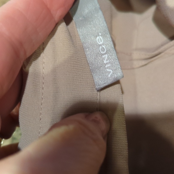 Vince Taupe Tan Top Drapey Quiet Luxury old Money Glam Viscose Sz S - Picture 6 of 9